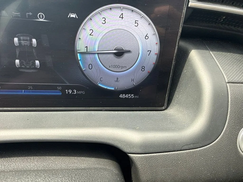 Used 2023  Hyundai SEL Premium image 25