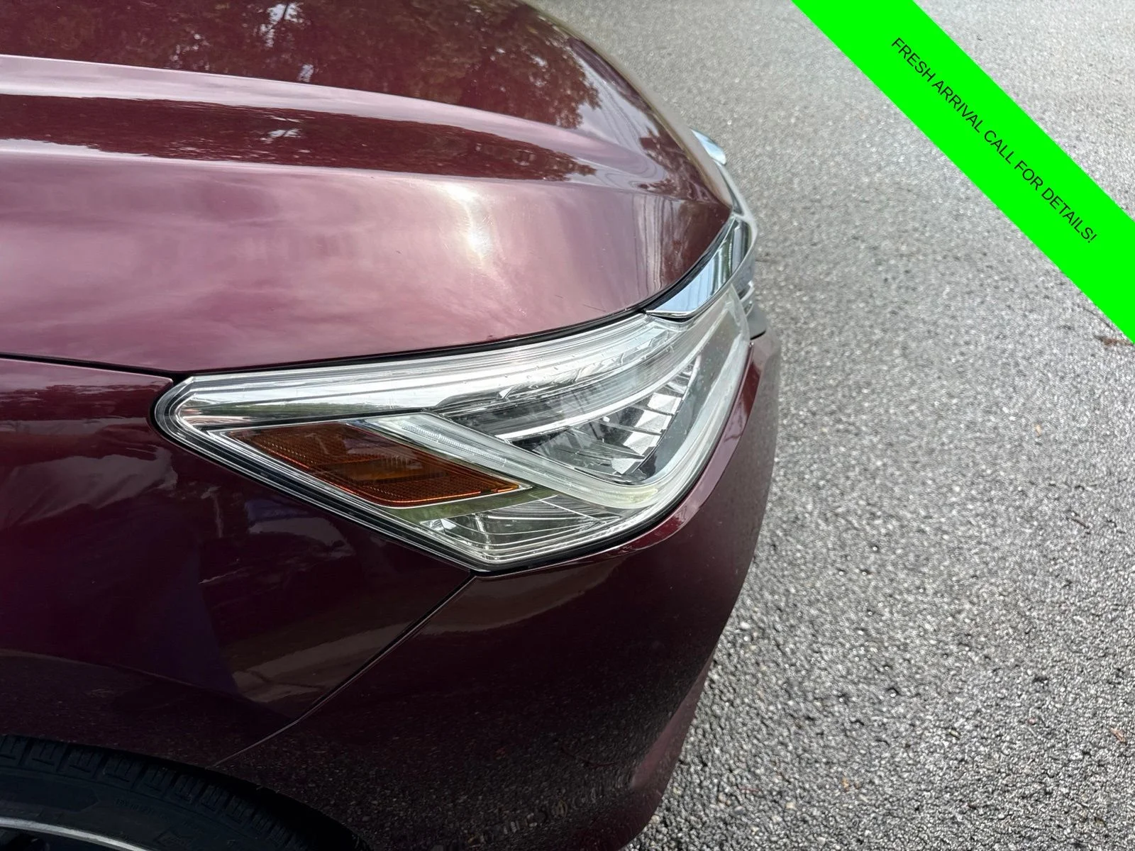 Used 2016 Basque Red Pearl II Honda Touring image 4