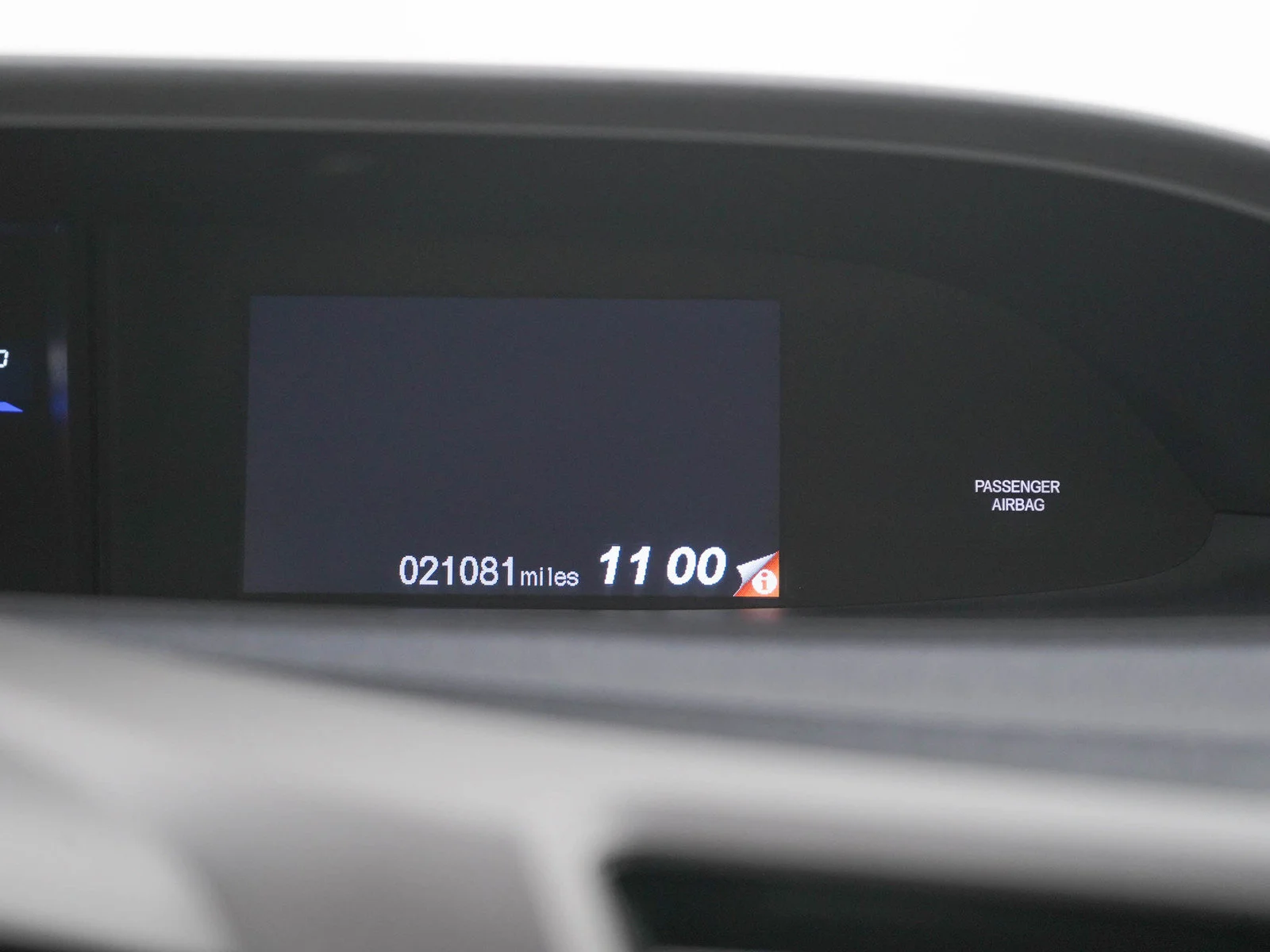 Used 2012 Urban Titanium Metallic Honda 4dr Auto LX image 24