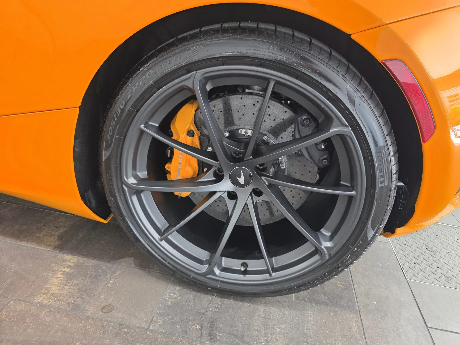 New 2027 McLaren Orange McLaren Spider image 10