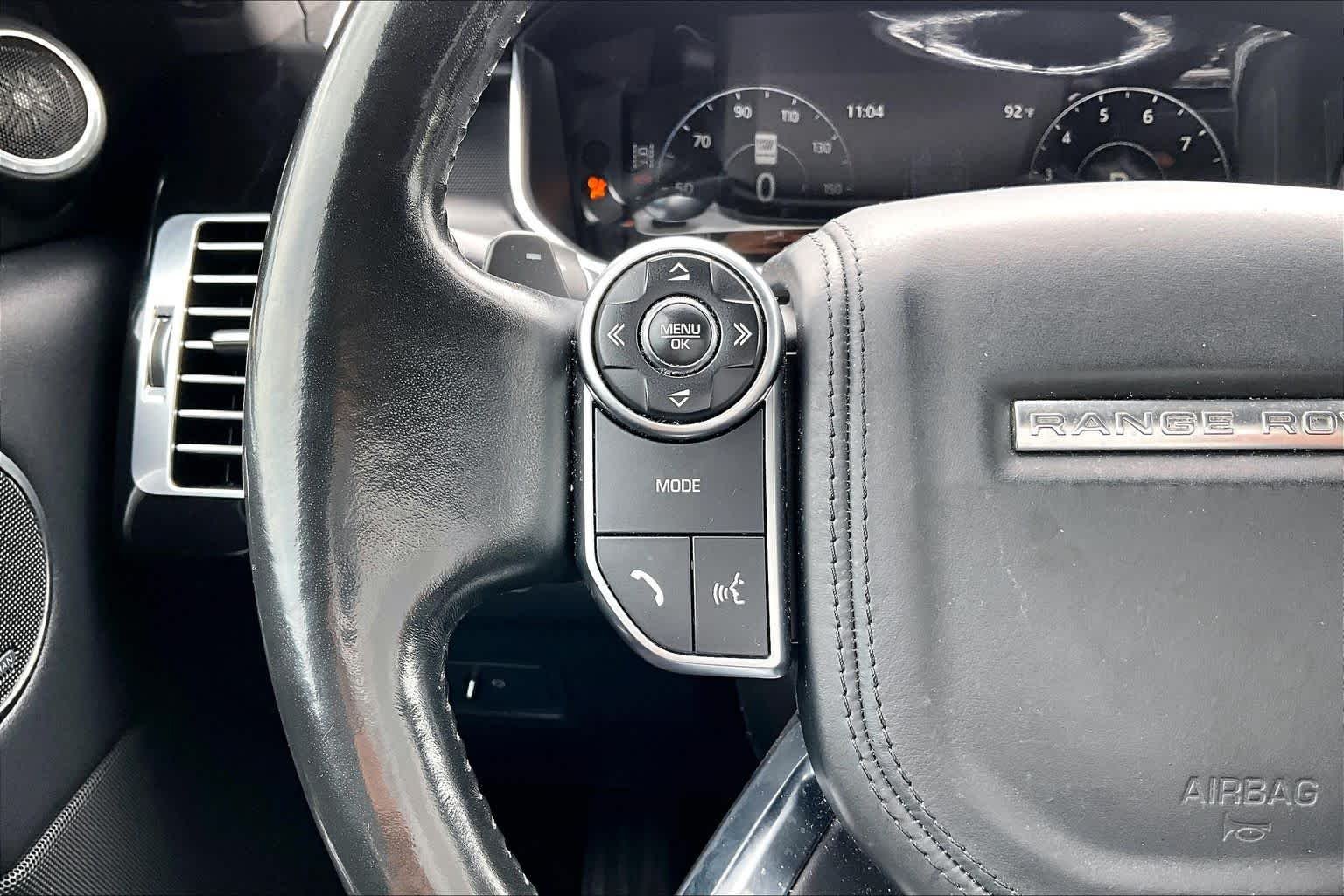 Used 2017 Santorini Black Land Rover HSE image 24