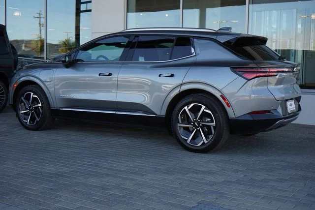 2025 Chevrolet Equinox EV LT - Photo 6