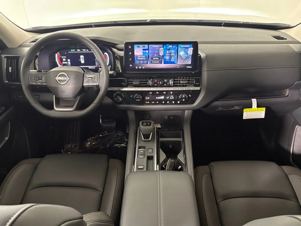 New 2026 Everest White Pearl TriCoat Nissan SL image 33