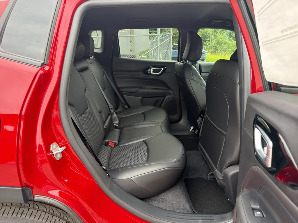 2026 Jeep Compass Latitude Altitude - Photo 13