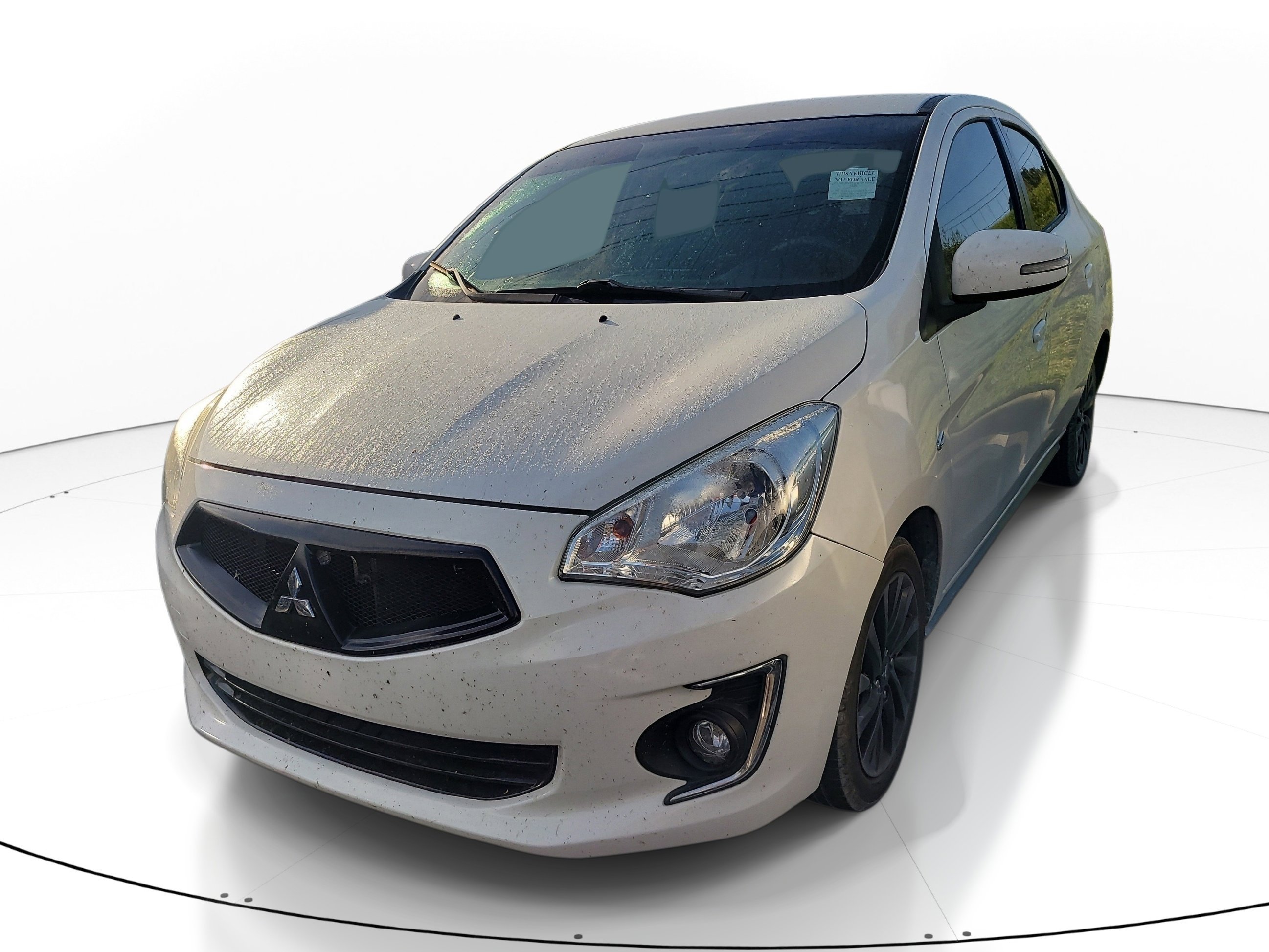 Used 2019  Mitsubishi SE image 3