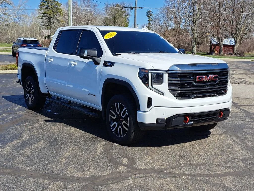 Used 2023 Summit White GMC AT4 image 2