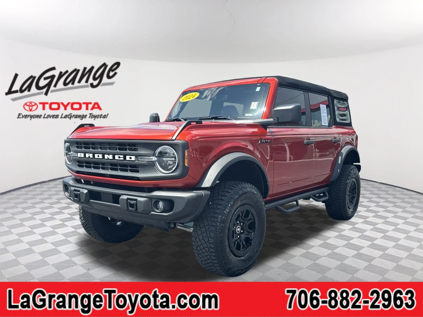 2024 Ford Bronco Black Diamond Mid (322A) 4x4's photo