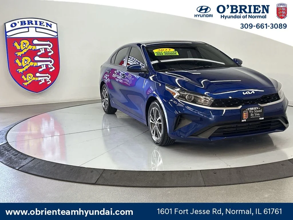 2023 Kia Forte LXS AT's photo