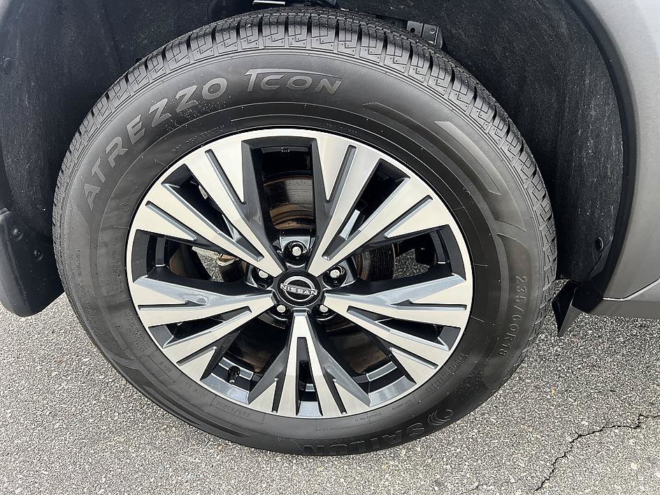 Used 2023 Gun Metallic Nissan SV image 11
