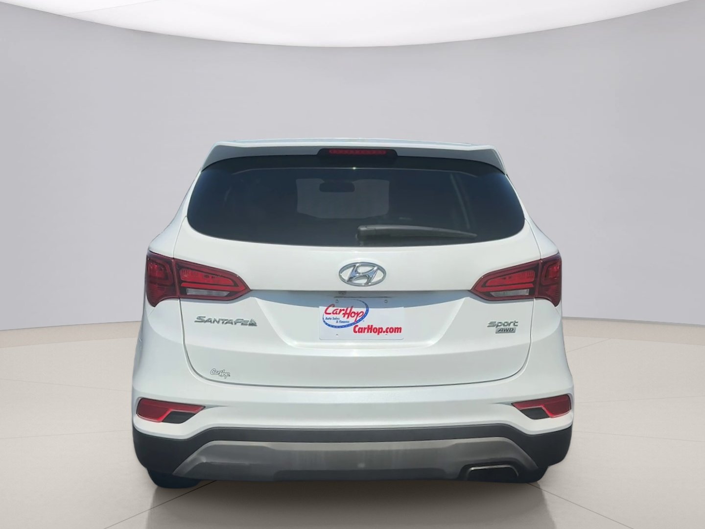 Used 2018 White Hyundai SPORT image 4
