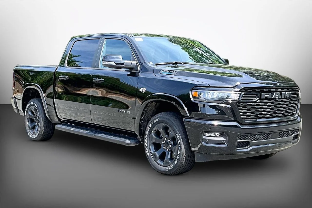 New 2026 Diamond Black Crystal Pearlcoat RAM Big Horn/Lone Star image 2