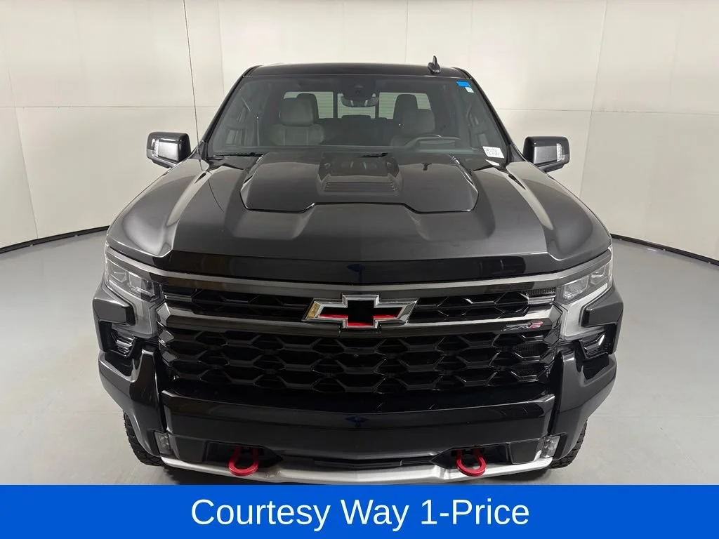 Used 2022 Black Chevrolet ZR2 image 4