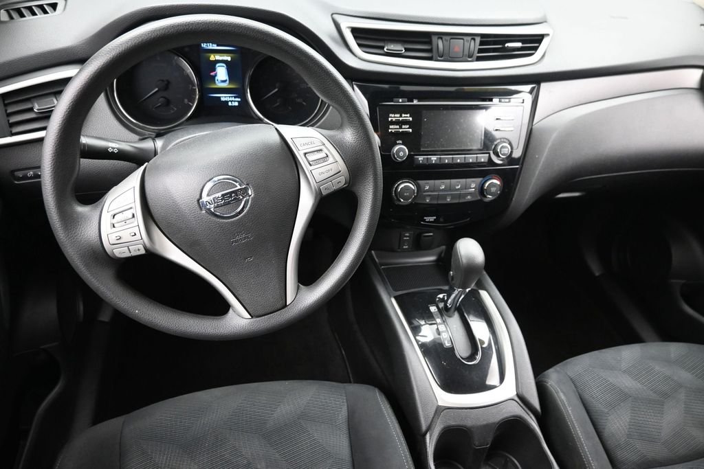 Used 2016 Blue Nissan S image 14