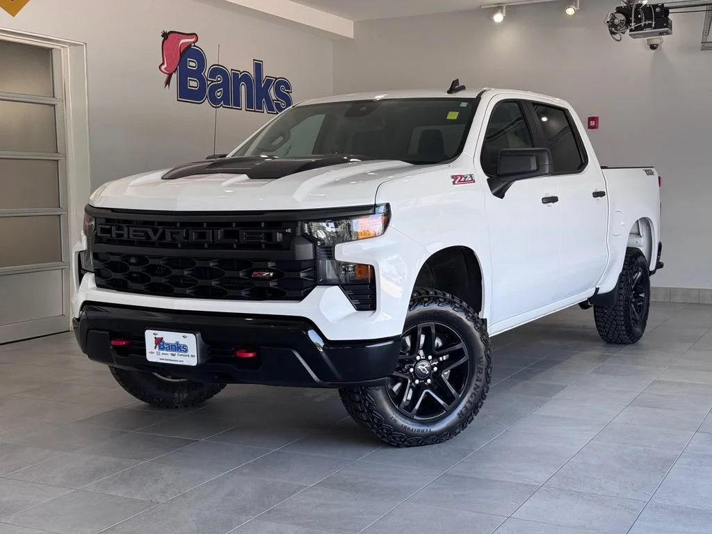 Certified Used 2023 Summit White Chevrolet Custom Trail Boss image 2