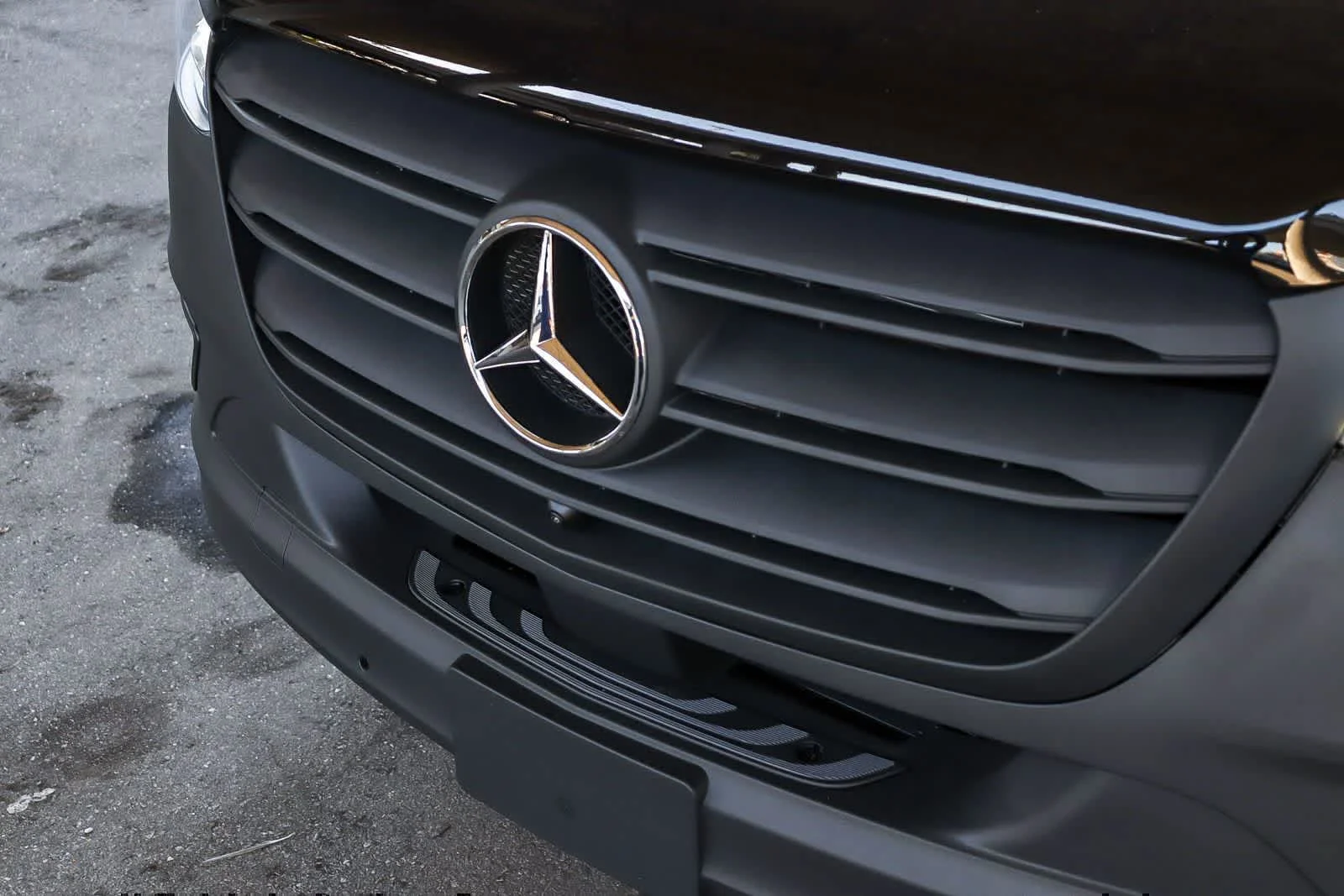 New 2026 Obsidian Black Metallic Mercedes-Benz Cargo 170WB High Roof AWD 2.0L I4 Diesel Turbo HO image 8