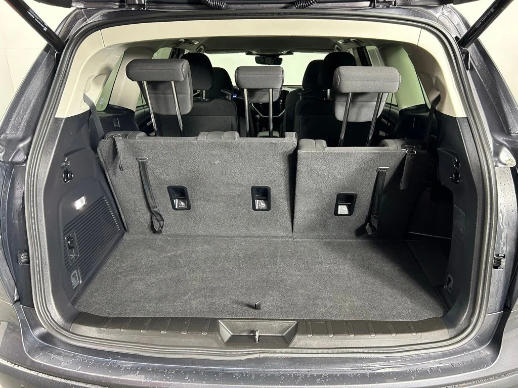 Used 2025 Gray Subaru Premium image 23