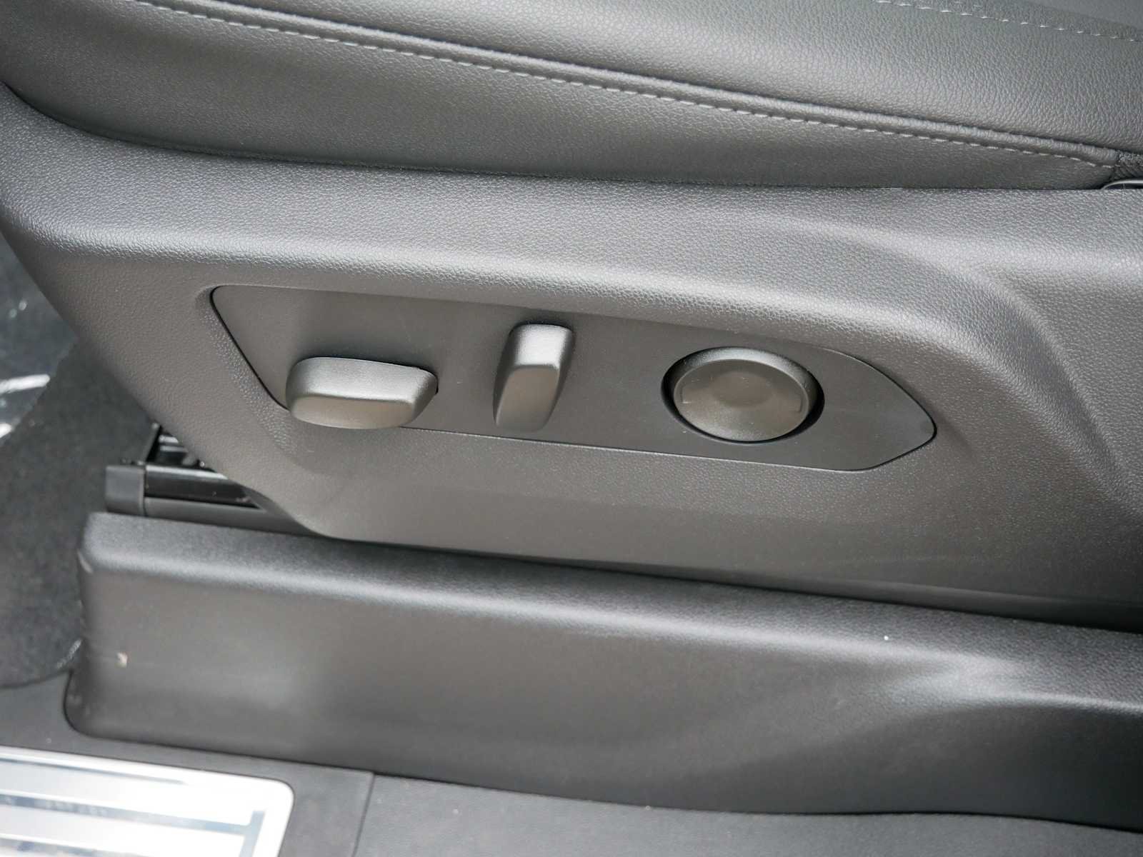2026 Chevrolet Silverado 1500 RST - Photo 17