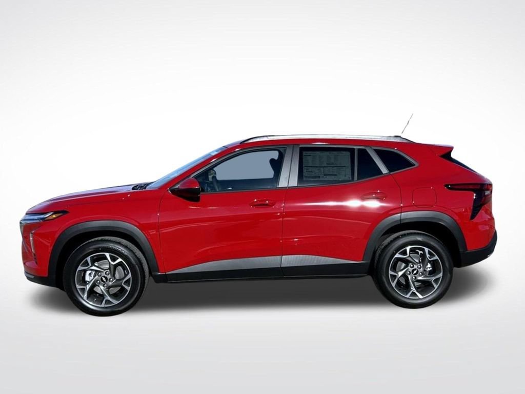2026 Chevrolet Trax LT - Photo 10
