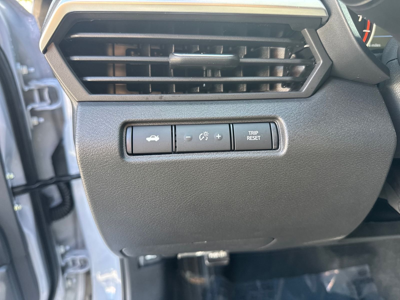 New 2026 Gray Nissan 2.5 SR image 24