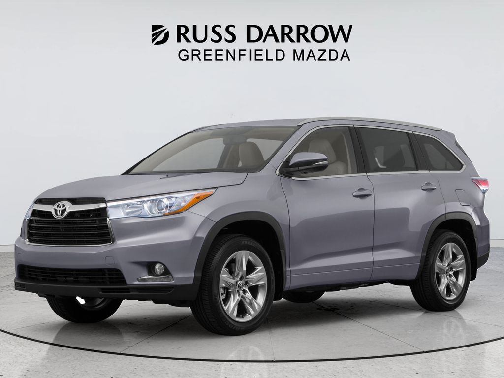 Used 2016 Silver Toyota XLE V6 image 1