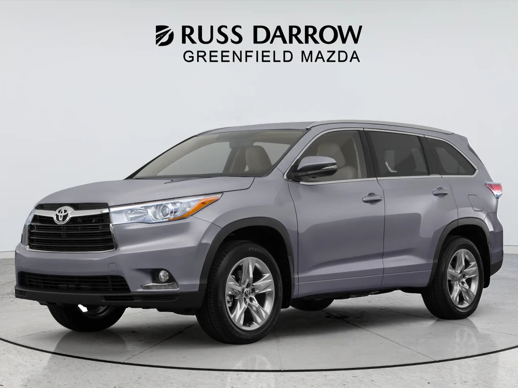 Used 2016 Silver Toyota XLE V6 image 1