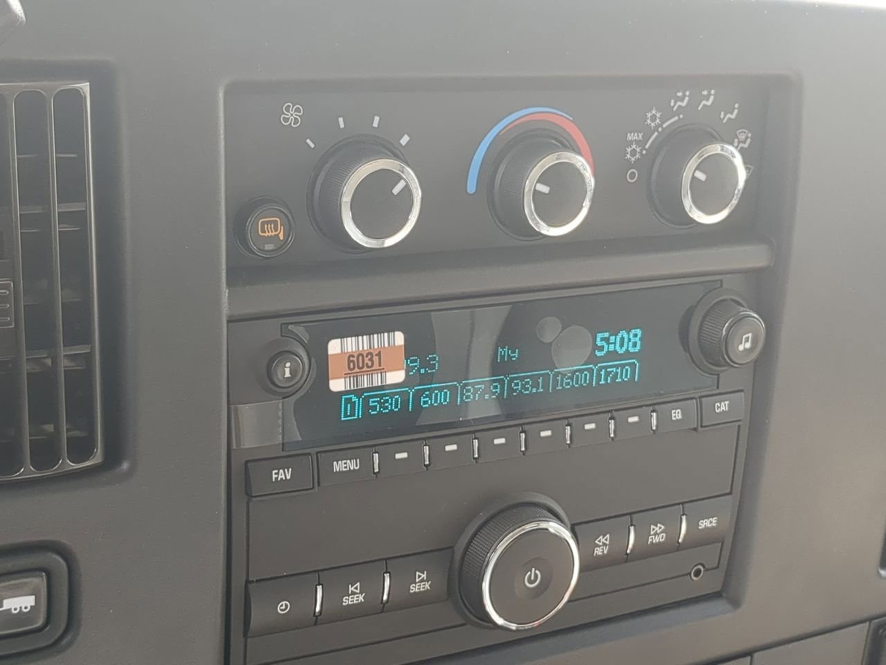 New 2025 Summit White GMC Work Truck image 13