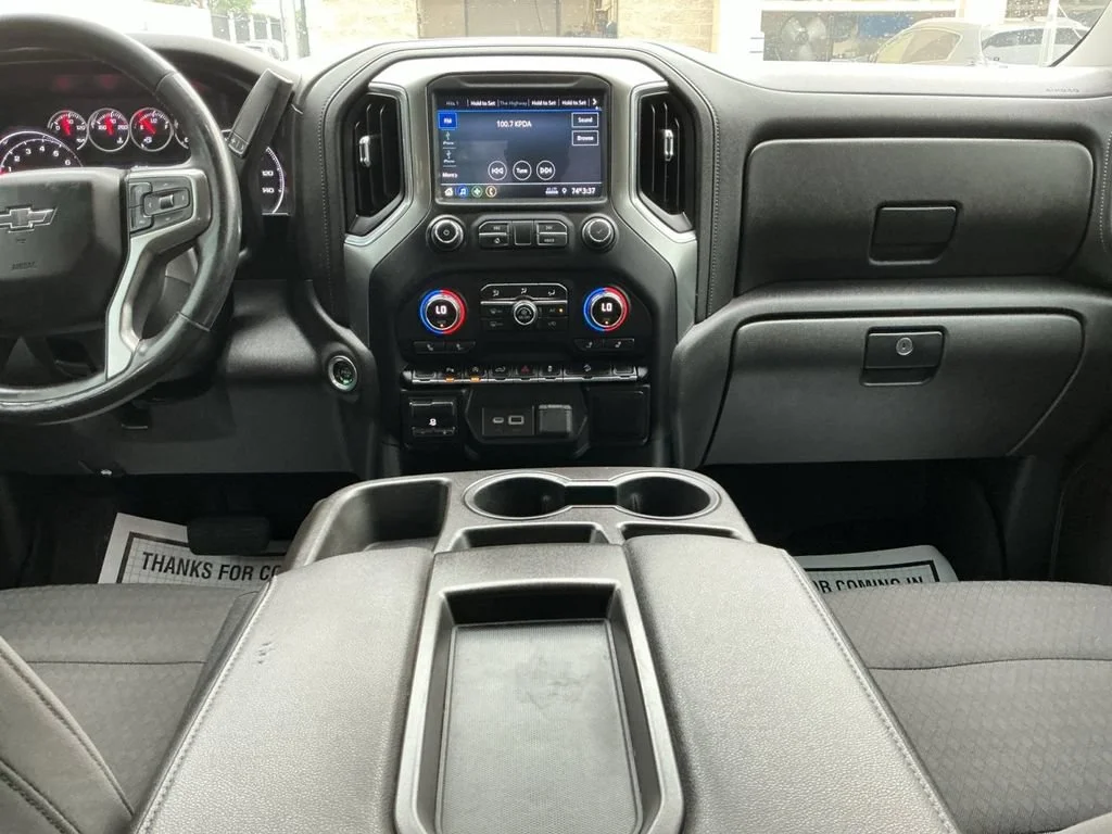 Used 2021 SILVER ICE METALLIC Chevrolet RST image 20