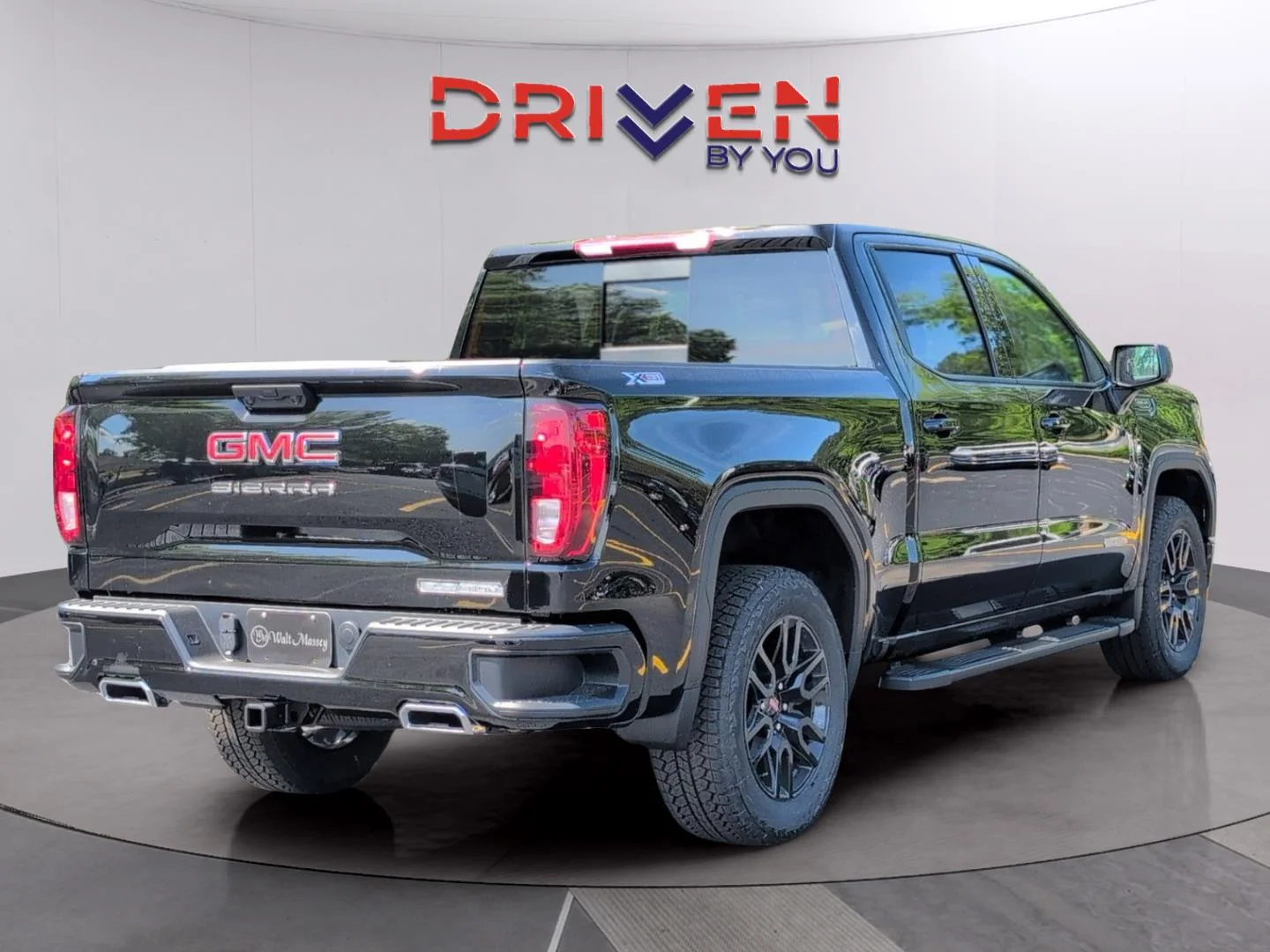 New 2026 Onyx Black GMC Elevation image 6