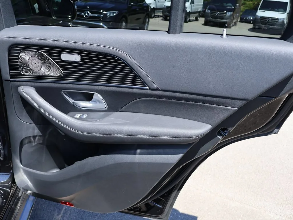 New 2026 Obsidian Black Metallic Mercedes-Benz GLE 450 image 54