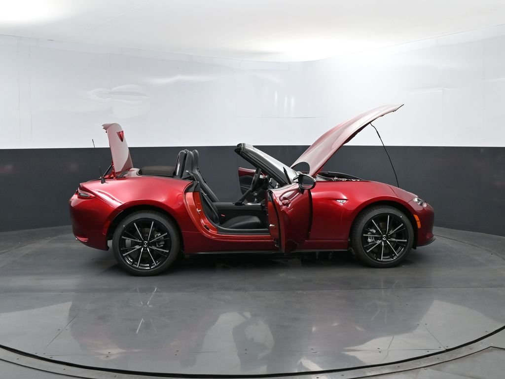 New 2026 Soul Red Crystal Metallic Mazda Grand Touring image 27