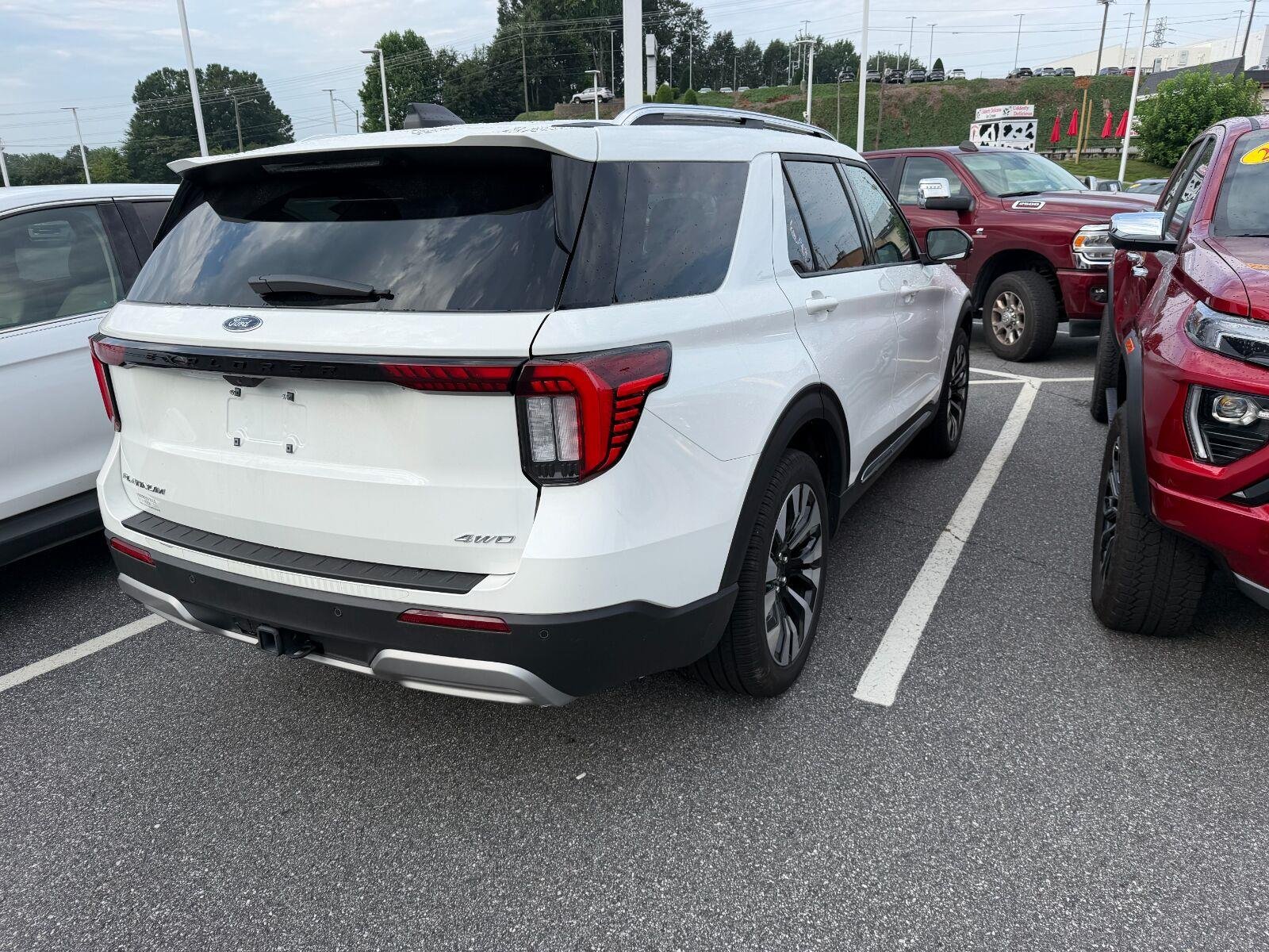 Used 2026 White Ford Platinum image 4