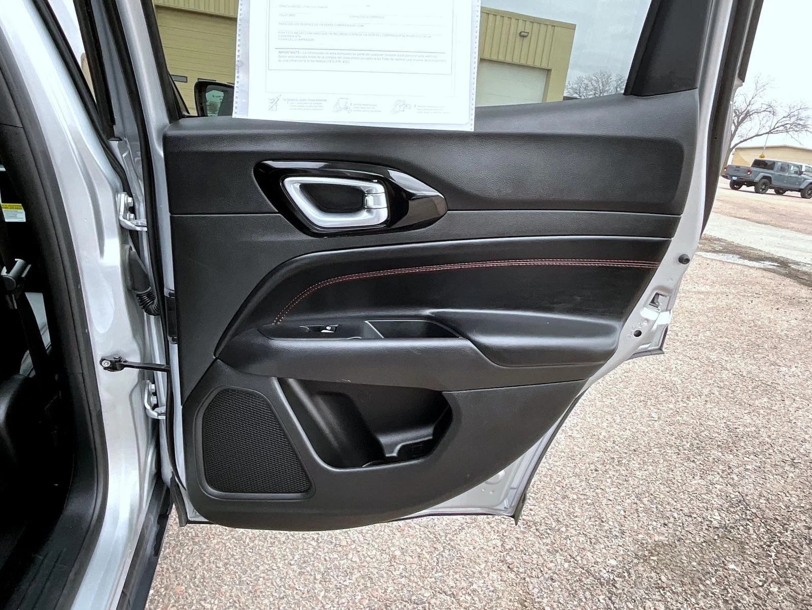 Used 2025 Silver Jeep Trailhawk image 18