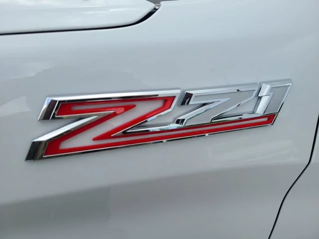 New 2026 Summit White Chevrolet LT Trail Boss image 30