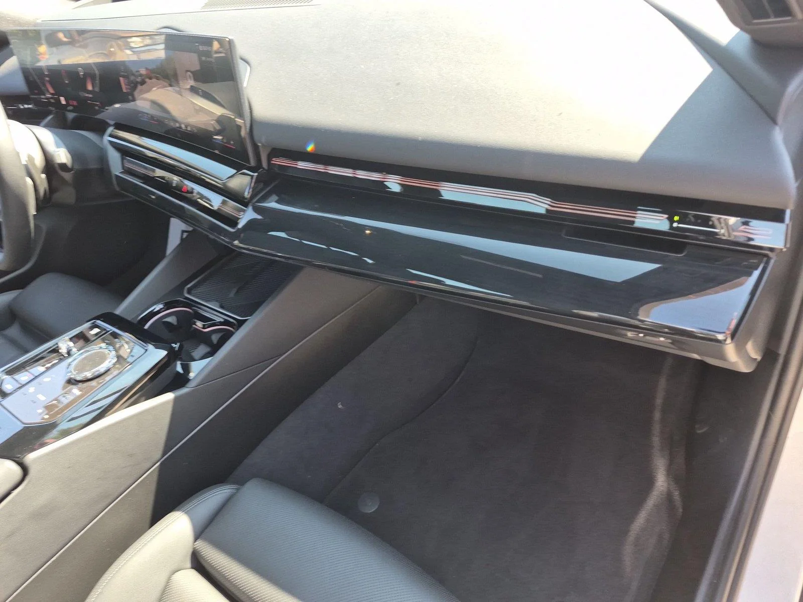 Used 2026 WHITE BMW 530i image 38