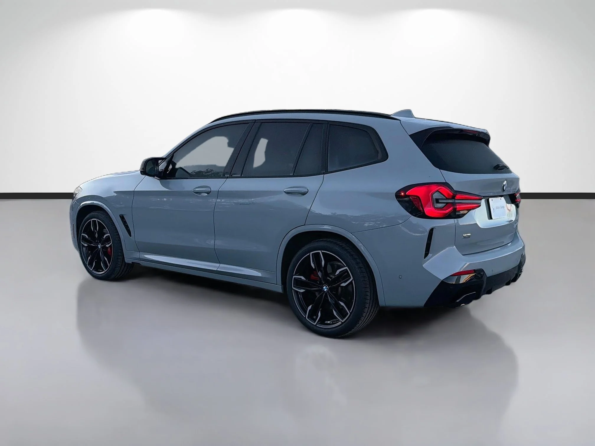 Used 2024 Brooklyn Grey Metallic BMW M40i image 5