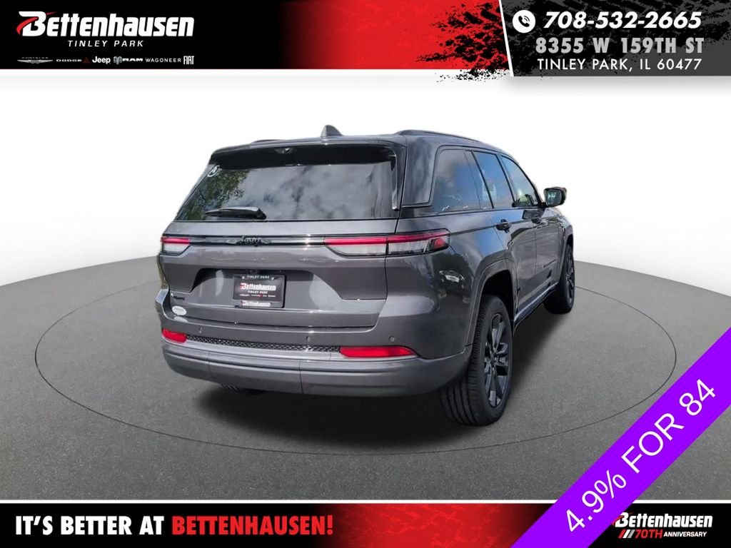 New 2026 Baltic Gray Metallic Clear-Coat Exterior Paint Jeep Limited Reserve image 4
