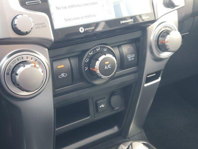 Certified Used 2024 ICE CAP Toyota  image 29
