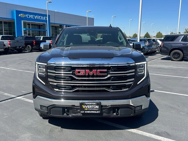 2025 GMC Sierra 1500 SLT - Photo 11