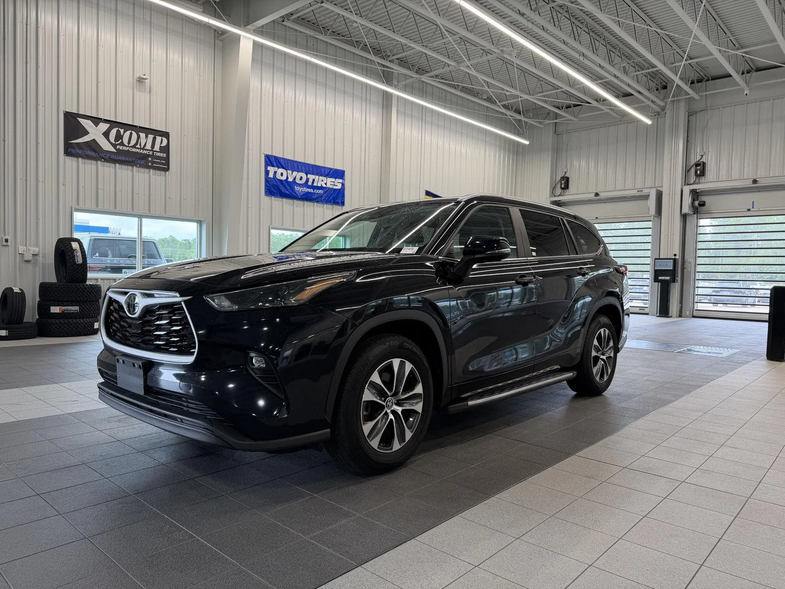 Used 2024 Midnight Black Metallic Toyota XLE image 1