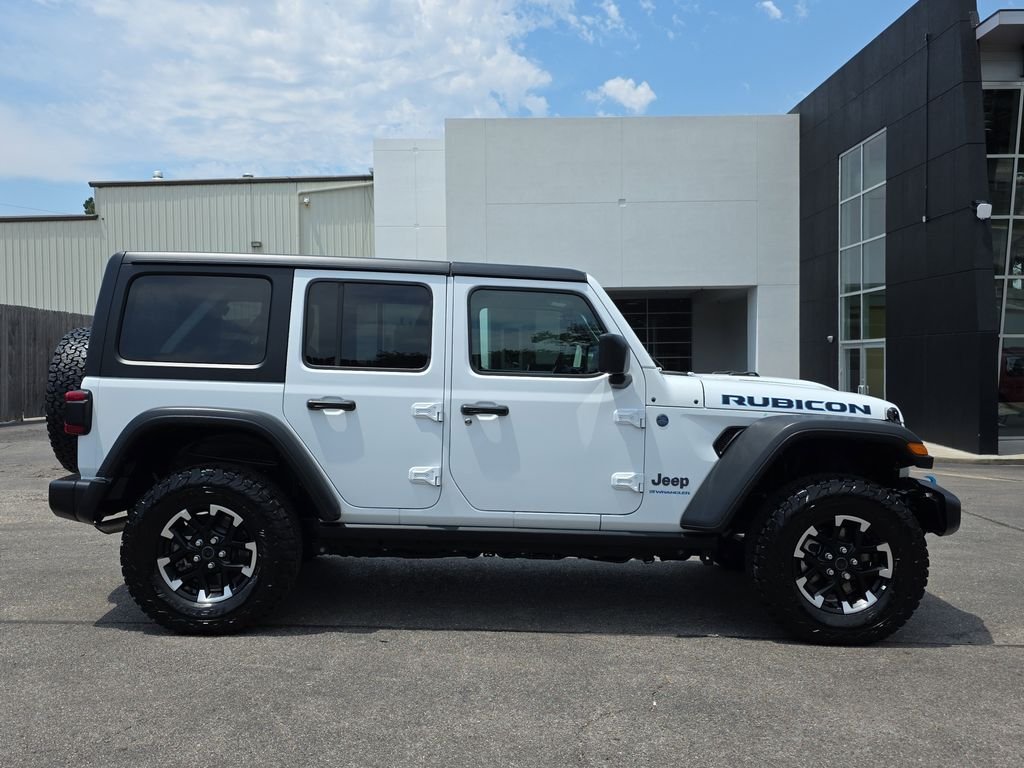 Used 2025 White/off-white Jeep Rubicon 4xe image 6