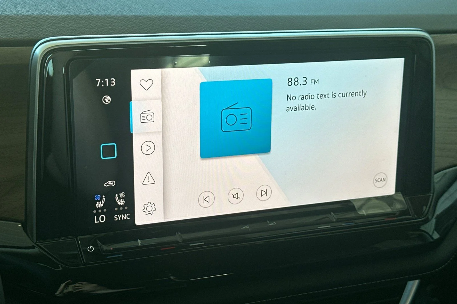 New 2026  Volkswagen 2.0T SE w/Technology image 18