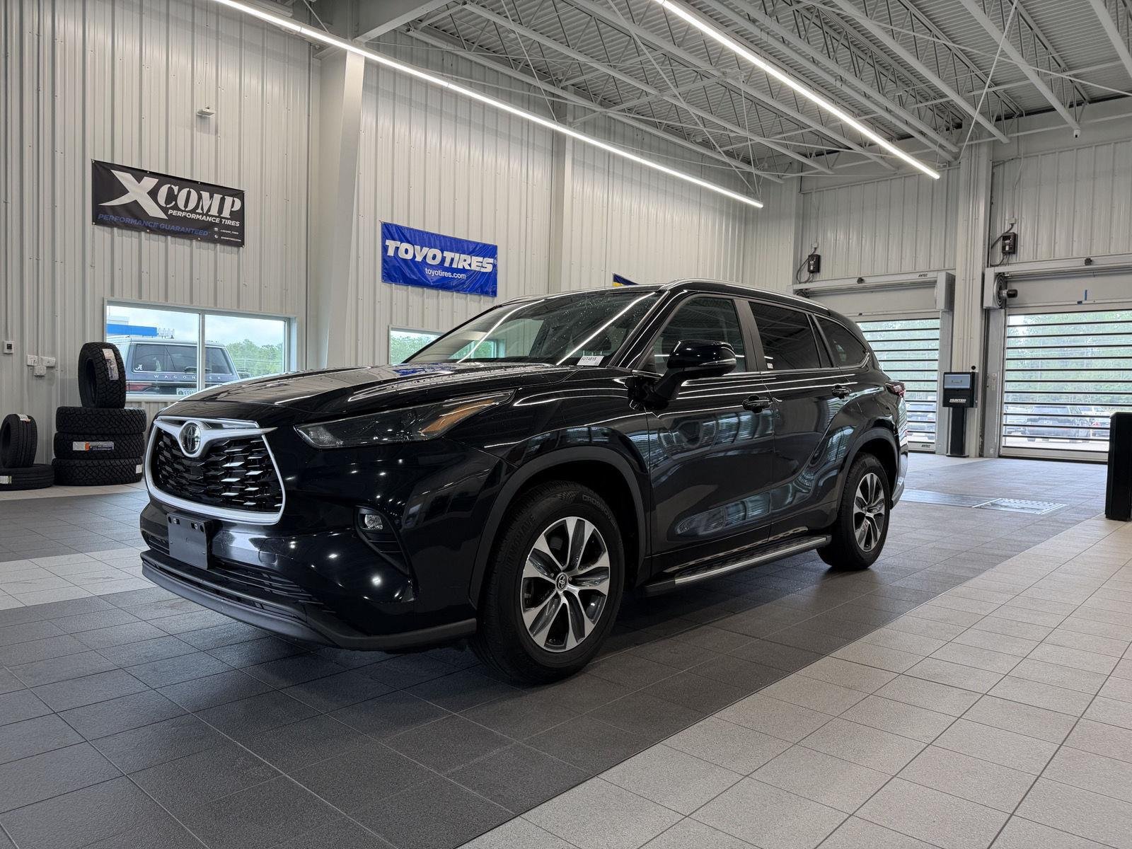 Used 2024 Midnight Black Metallic Toyota XLE image 1