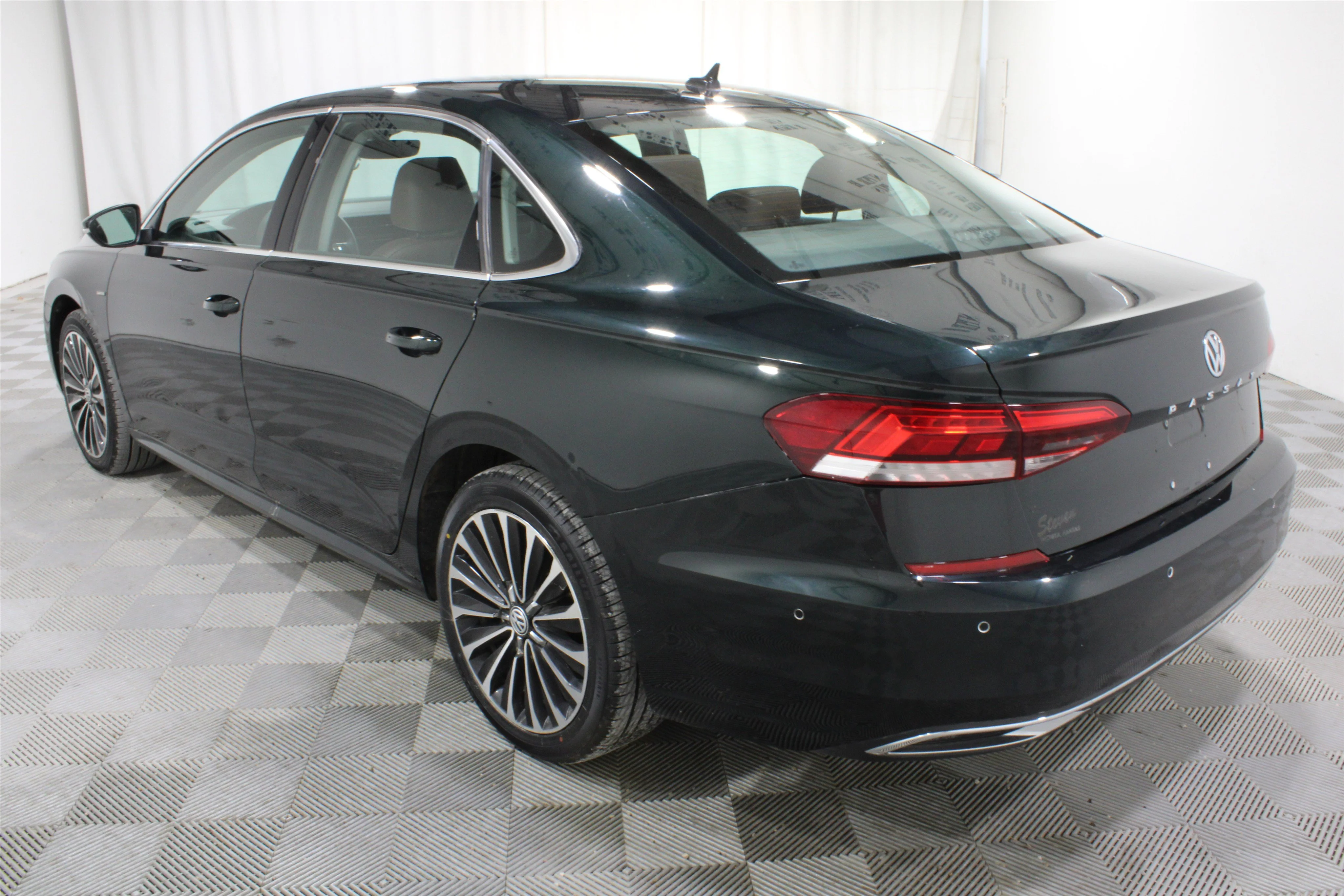 2022 Volkswagen Passat Limited Edition - Photo 29