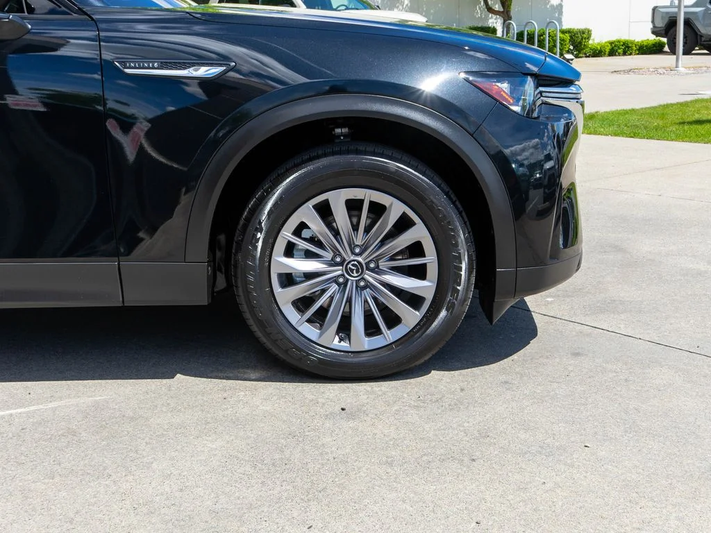 Used 2025 Black Mazda 3.3 Turbo Preferred image 37