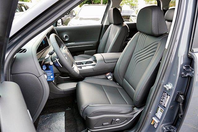 New 2026 Gray Hyundai SEL Premium AWD image 19