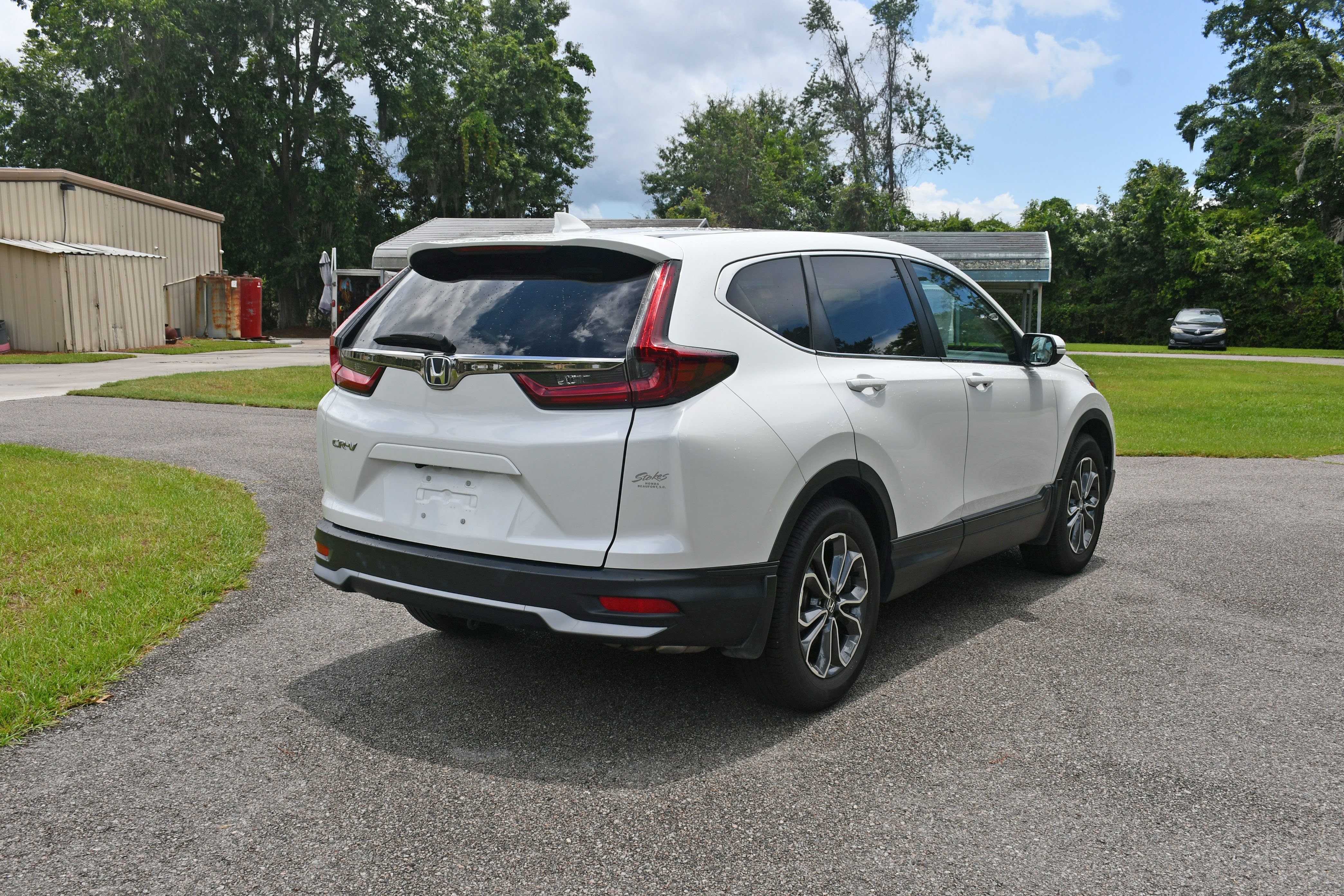 Used 2021 Silver Honda EX-L image 4