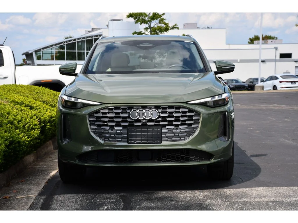 Used 2025 District Green Metallic Audi Premium Plus image 9