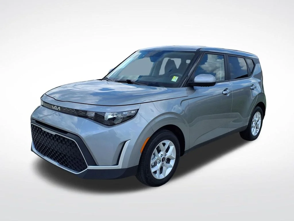 Used 2025 Gray Kia LX image 3