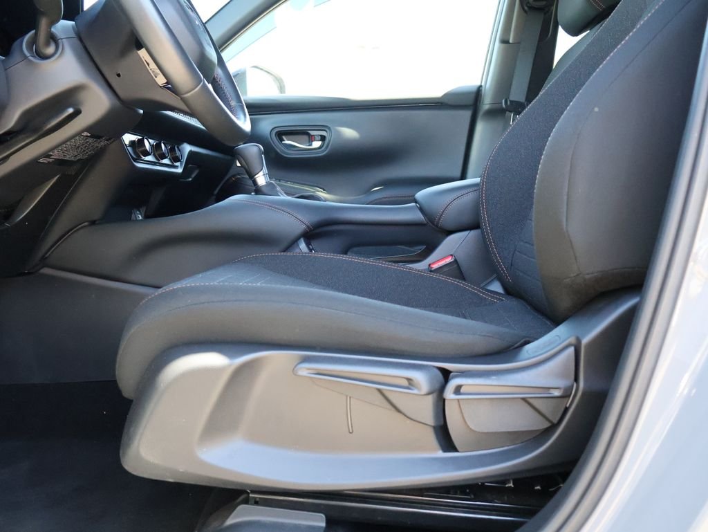 Used 2024  Honda Sport image 30