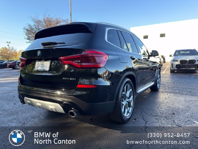 Used 2020 Jet Black BMW xDrive30i image 33